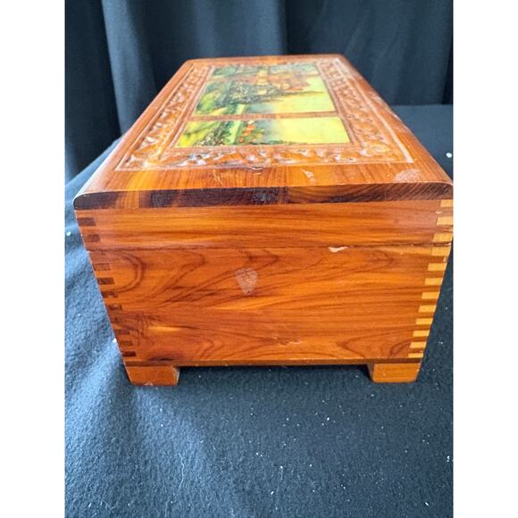 Vintage Wooden Box with English Cottage Picture - Picture 4 of 10